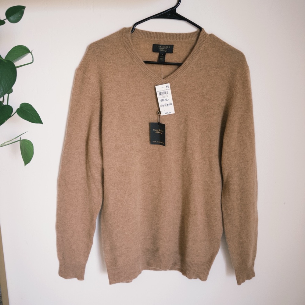 CASHMERE Club Room V-Neck Sweater in Tan